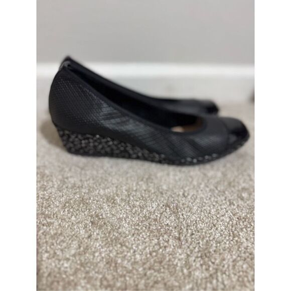 Draft Listing - Picture 3 of 7